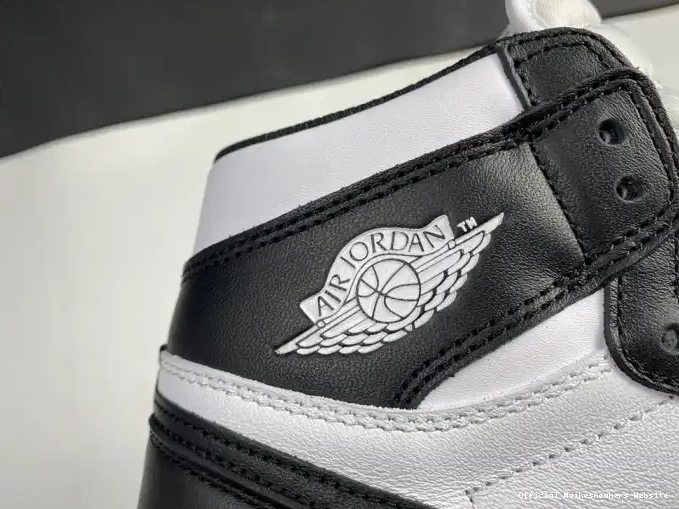 Official Maikesneakers Black Air (2014) 555088-010 White Jordan Retro 1 0518